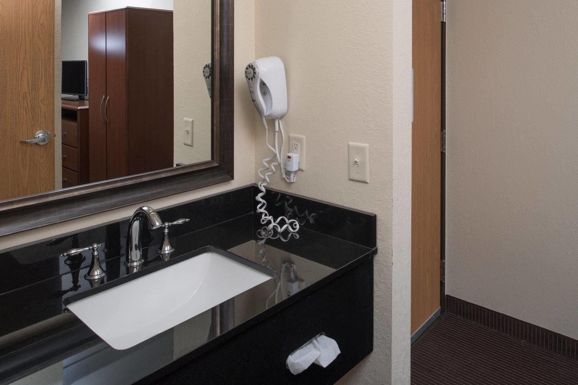 Americinn By Wyndham Belle Fourche Extérieur photo